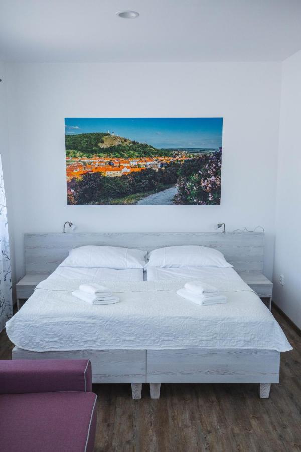 Apartmány Pemag Mikulov Exteriér fotografie